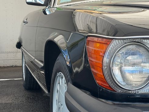 Used 1989 Mercedes-Benz 560 SL image 35