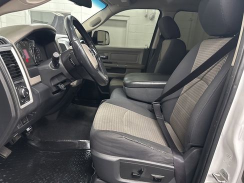 Used 2011 RAM 2500 Big Horn image 19