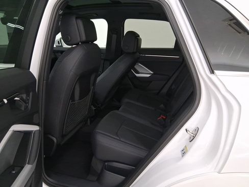 Used 2025 Audi Q3 2.0T Premium w/ Convenience Package image 13