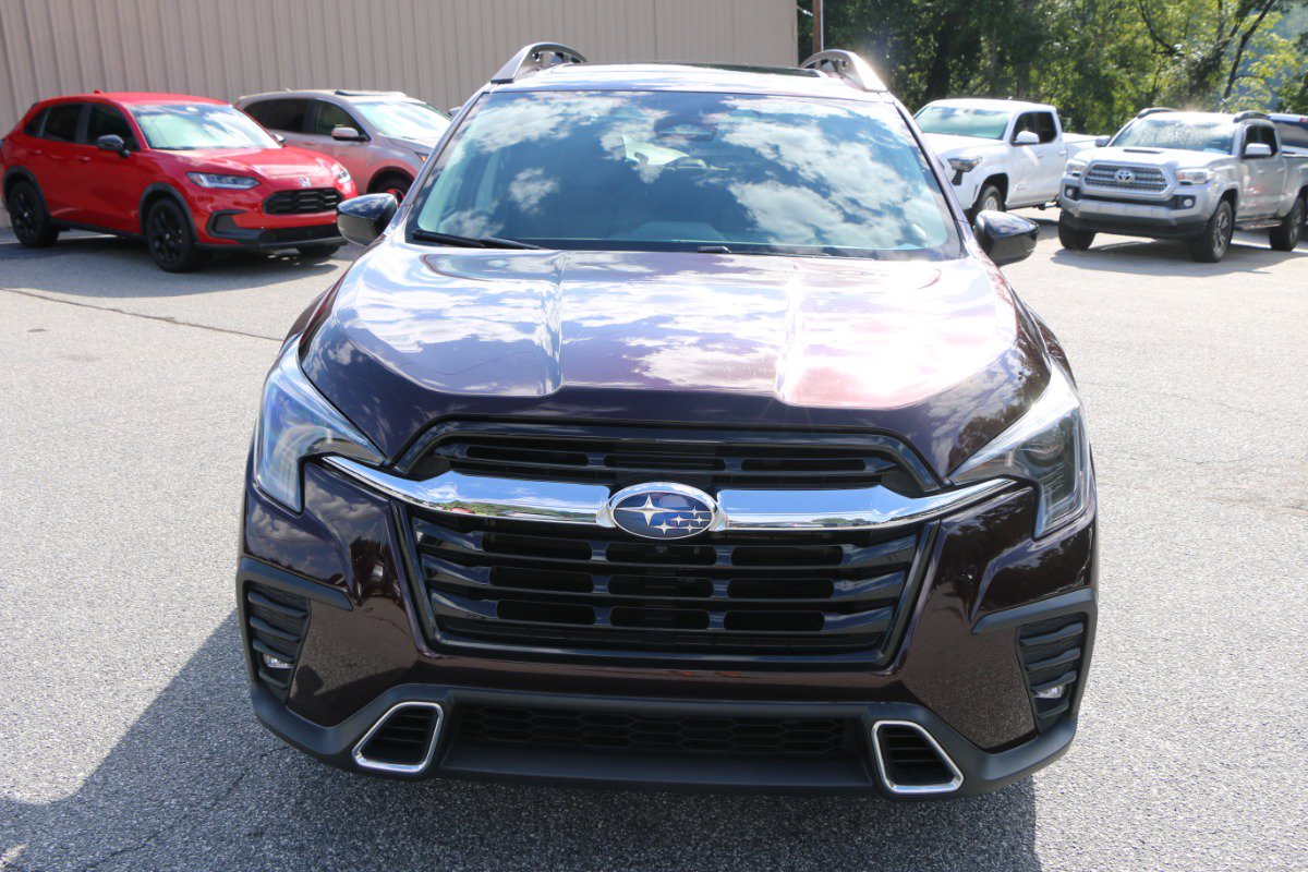 Used 2024 Subaru Ascent Touring AWD/4WD image 11