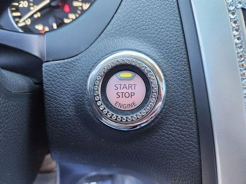 Used 2017 Nissan Altima 2.5 SL w/ Moonroof Package image 19