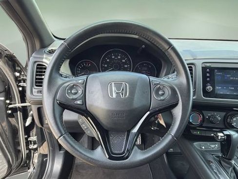 Used 2022 Honda HR-V Sport image 13