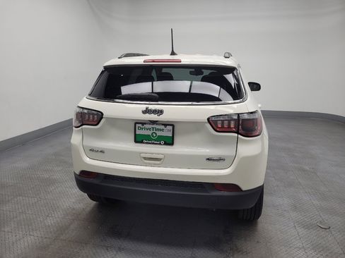 Used 2020 Jeep Compass Latitude AWD/4WD image 7