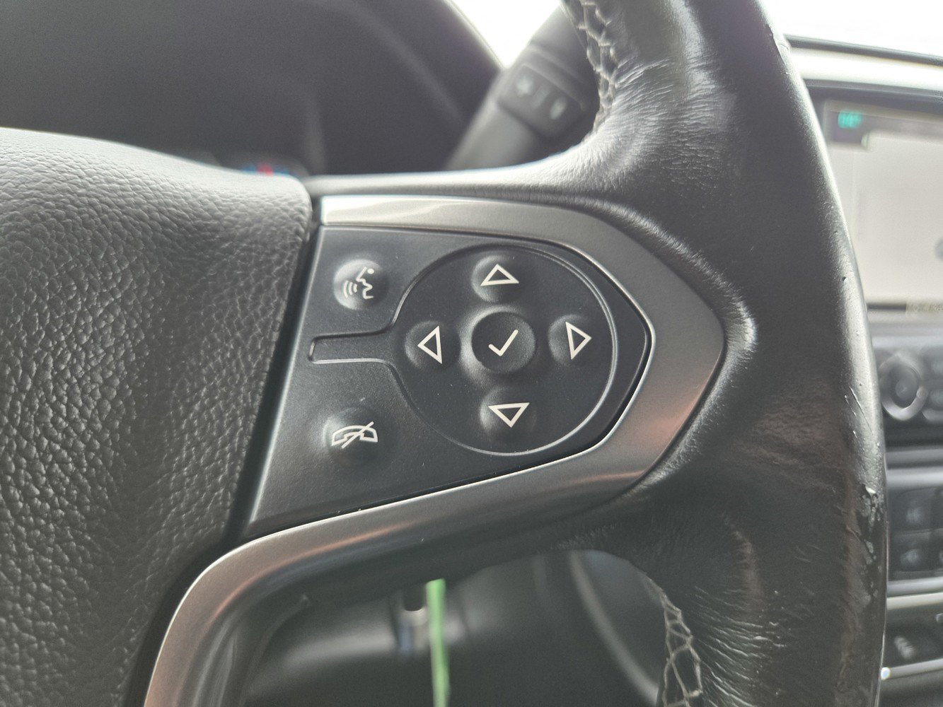 Used 2018 Chevrolet Silverado 1500 LTZ AWD/4WD image 18