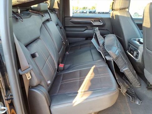 Used 2024 Chevrolet Silverado 2500 High Country w/ Technology Package image 25