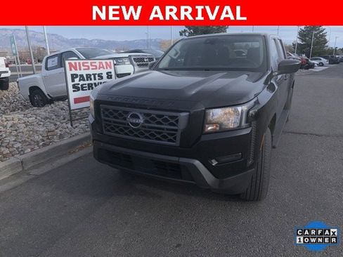 Certified 2022 Nissan Frontier SV image 4