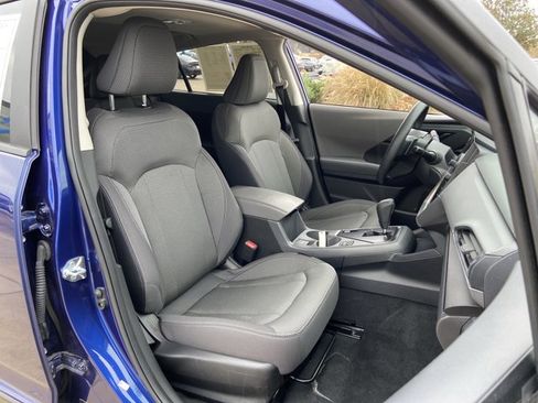 Used 2024 Subaru Crosstrek 2.0i Premium image 19