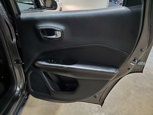 Used 2019 Jeep Compass Limited AWD/4WD image 21