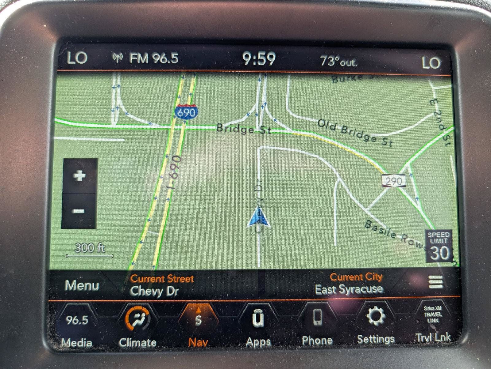 Used 2022 Jeep Renegade Altitude AWD/4WD image 14