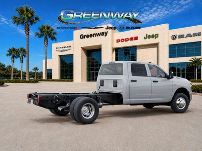 New 2026 RAM 3500 Tradesman w/ Chrome Appearance Group A