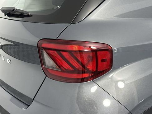 New 2026 Hyundai Venue SEL image 27