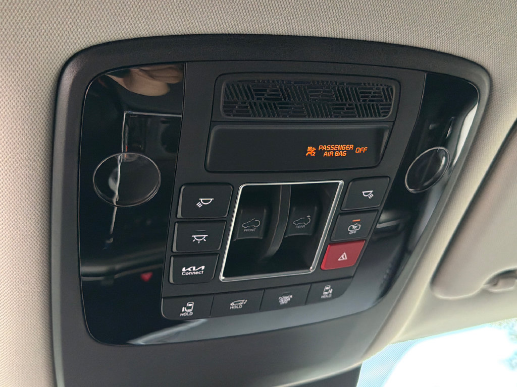 New 2027 Kia Carnival SX w/ Dark Edition Package FWD image 31