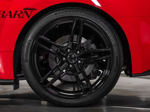 Used 2018 Ford Mustang GT Premium w/ GT Performance Package RWD image 19