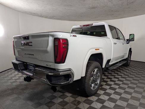 New 2025 GMC Sierra 2500 SLT w/ SLT Premium Package image 7