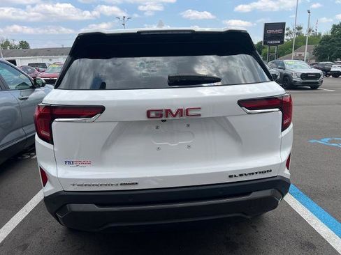 Used 2025 GMC Terrain Elevation AWD/4WD image 14