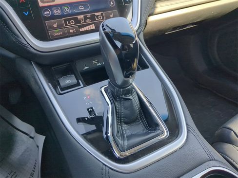 Used 2020 Subaru Outback Limited w/ Popular Package #2 image 26