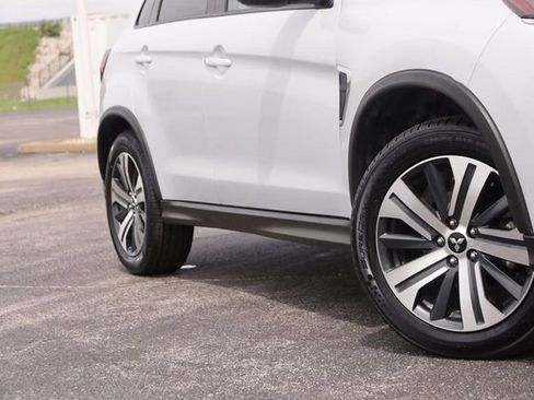 Used 2024 Mitsubishi Outlander Sport SE AWD/4WD image 3