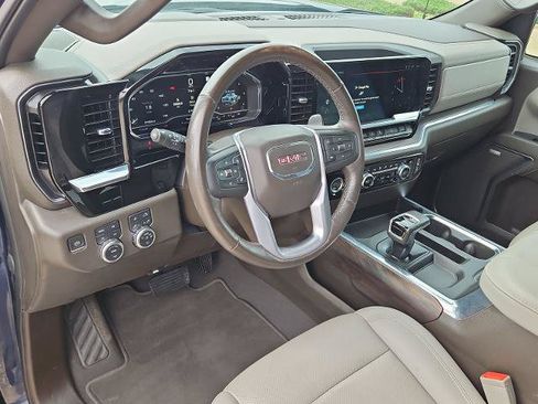 Certified 2023 GMC Sierra 1500 SLT AWD/4WD image 10