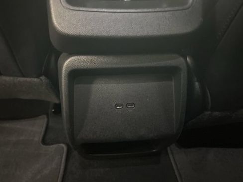 Used 2024 Chevrolet Equinox EV LT AWD/4WD image 27