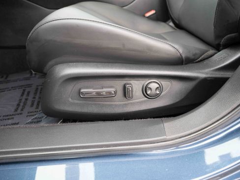 Used 2025 Honda Accord EX-L image 12