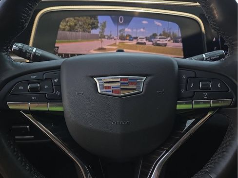Used 2022 Cadillac Escalade ESV Premium Luxury w/ Performance Package AWD/4WD image 19