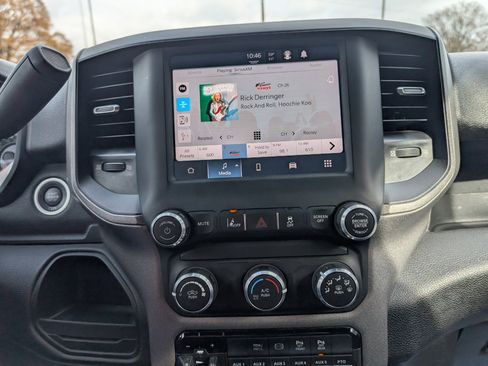 Used 2022 RAM 5500 Tradesman w/ Safety Group image 18