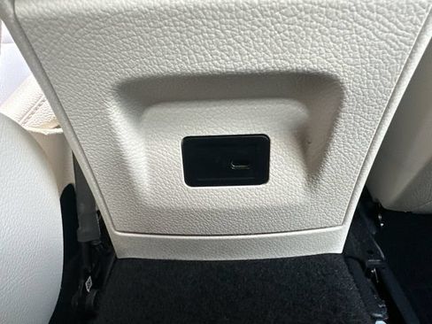 Used 2022 Mercedes-Benz CLA 250 4MATIC image 15