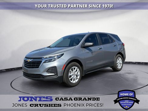 Used 2024 Chevrolet Equinox LS FWD image 1