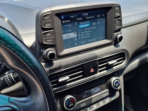 Used 2018 Hyundai Kona Limited FWD image 9