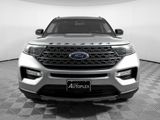 Used 2022 Ford Explorer XLT w/ Equipment Group 202A image 2