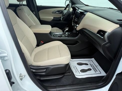 Certified 2024 Chevrolet Traverse LS AWD/4WD image 15
