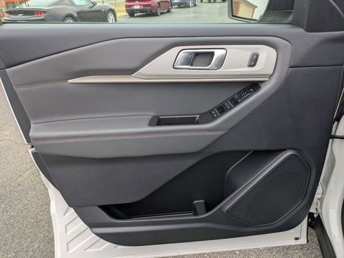 New 2026 Ford Explorer Active w/ Active Comfort Package image 11