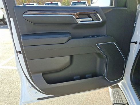 Used 2024 Chevrolet Silverado 1500 RST image 12