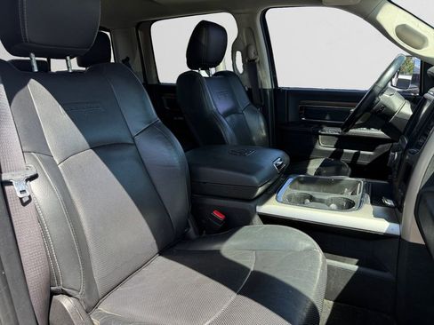 Used 2016 RAM 1500 Laramie w/ Convenience Group AWD/4WD image 12