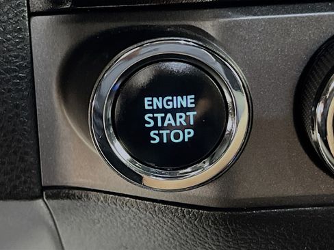 Used 2022 Toyota Tacoma TRD Sport w/ Technology Package AWD/4WD image 23