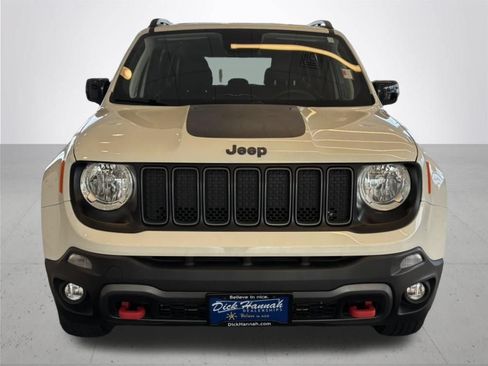 Used 2022 Jeep Renegade Trailhawk AWD/4WD image 3