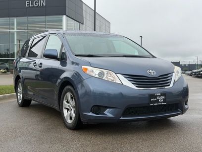 Used 2017 Toyota Sienna LE