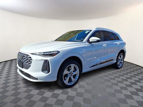 New 2025 Audi Q5 Premium Plus image 3