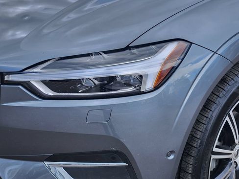 Used 2019 Volvo XC60 T5 Inscription FWD image 8