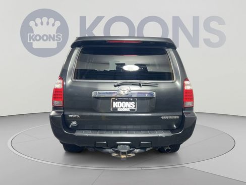 Used 2006 Toyota 4Runner SR5 AWD/4WD image 5