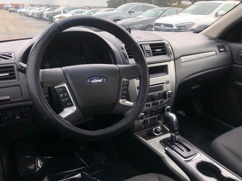 Used 2012 Ford Fusion SE image 16