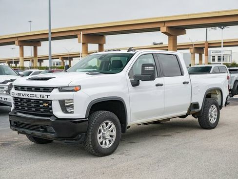 Used 2021 Chevrolet Silverado 2500 Custom w/ Custom Value Package image 18