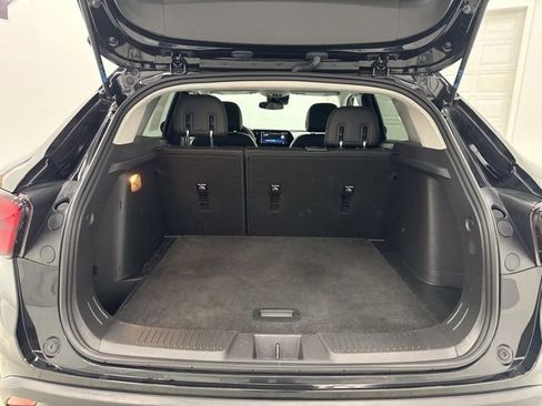 Used 2024 Chevrolet Trax LT image 27