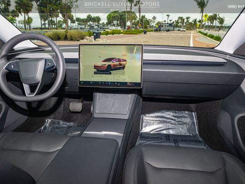 Used 2024 Tesla Model 3 Standard Range RWD image 8