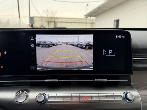 Used 2025 Hyundai Kona SEL image 17