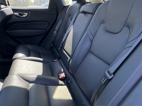 Used 2025 Volvo XC60 T8 Ultra w/ Protection Package Premier image 19