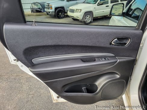 Used 2019 Dodge Durango R/T w/ Blacktop Package AWD/4WD image 29
