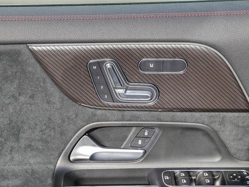 Used 2024 Mercedes-Benz GLA 35 AMG 4MATIC image 26