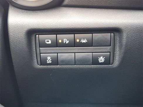 New 2025 Nissan Versa S image 16