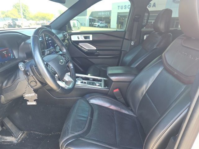 Used 2021 Ford Explorer Platinum w/ Equipment Group 601A AWD/4WD image 9